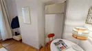 Room for rent, Lyon, Auvergne-Rhône-Alpes, &lt;span class=&quot;blurred street&quot; onclick=&quot;ProcessAdRequest(9186742)&quot;&gt;&lt;span class=&quot;hint&quot;&gt;See streetname&lt;/span&gt;[xxxxxxxxxxxxx]&lt;/span&gt;