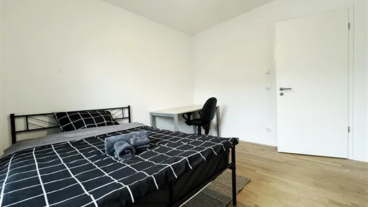 Rooms in Berlin Lichtenberg - photo 9