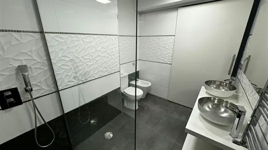 Rooms in Madrid Chamartín - photo 5