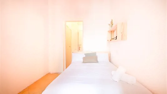 Rooms in Barcelona Gràcia - photo 3