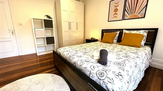 Rooms in Bilbao - photo 9