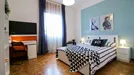 Room for rent, Brescia, Lombardia, &lt;span class=&quot;blurred street&quot; onclick=&quot;ProcessAdRequest(13664457)&quot;&gt;&lt;span class=&quot;hint&quot;&gt;See streetname&lt;/span&gt;[xxxxxxxxxxxxx]&lt;/span&gt;
