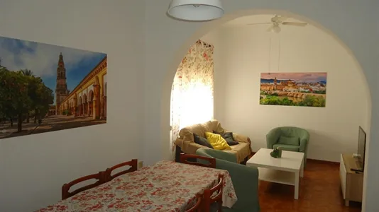Rooms in Córdoba - photo 6