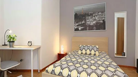 Rooms in Roma Municipio II – Parioli/Nomentano - photo 9