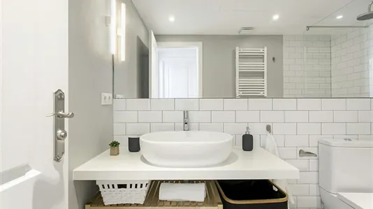 Apartments in Barcelona Ciutat Vella - photo 4