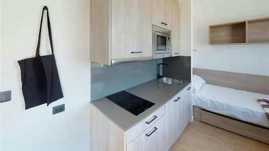 Rooms in Madrid Fuencarral-El Pardo - photo 4