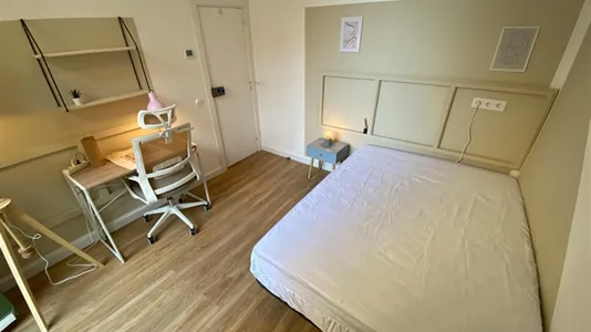Rooms in Barcelona Ciutat Vella - photo 6