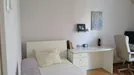 Room for rent, Athens, &lt;span class=&quot;blurred street&quot; onclick=&quot;ProcessAdRequest(13734759)&quot;&gt;&lt;span class=&quot;hint&quot;&gt;See streetname&lt;/span&gt;[xxxxxxxxxxxxx]&lt;/span&gt;
