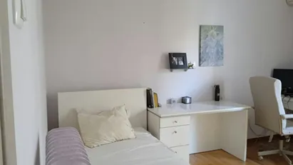 Room for rent in Athens