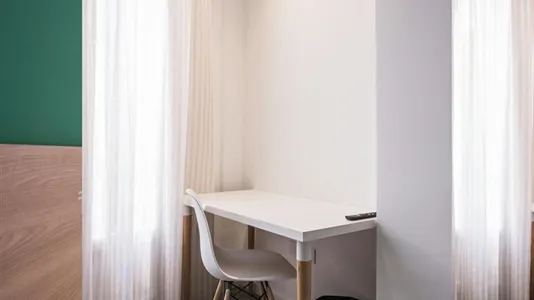 Rooms in Madrid Centro - photo 8