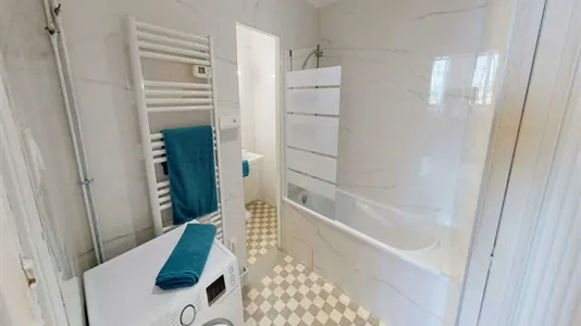 Rooms in Lyon - photo 9