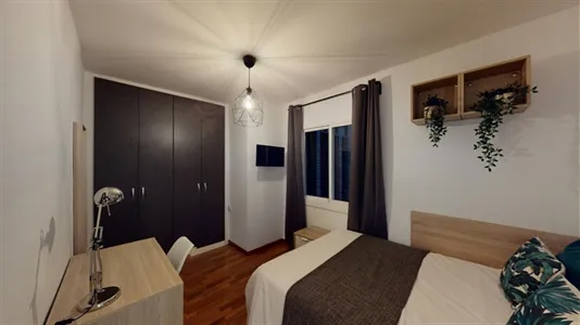 Rooms in Barcelona Eixample - photo 4