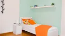 Room for rent, Modena, Emilia-Romagna, Piazzale Risorgimento, Italy