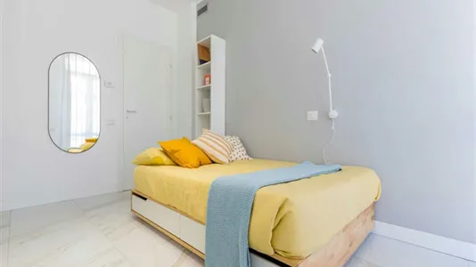 Rooms in Milano Zona 5 - Vigentino, Chiaravalle, Gratosoglio - photo 2