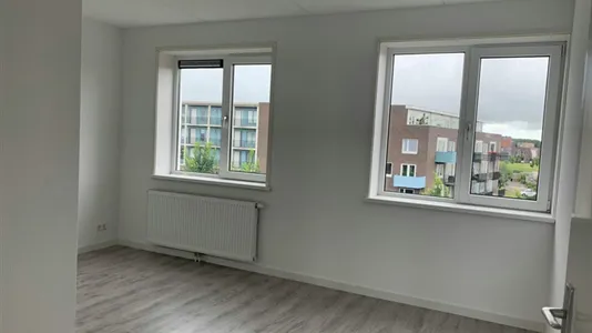 Apartments in Almere - photo 4