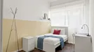 Room for rent, Lisbon (region), &lt;span class=&quot;blurred street&quot; onclick=&quot;ProcessAdRequest(13612340)&quot;&gt;&lt;span class=&quot;hint&quot;&gt;See streetname&lt;/span&gt;[xxxxxxxxxxxxx]&lt;/span&gt;