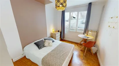 Room for rent in Paris 17ème arrondissement, Paris