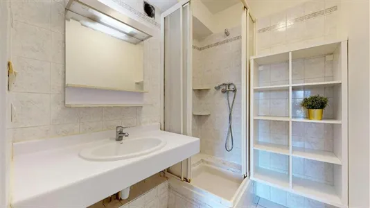 Rooms in Lyon - photo 9
