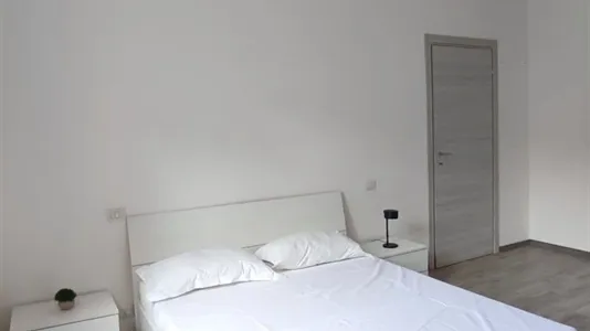 Apartments in Milano Zona 8 - Fiera, Gallaratese, Quarto Oggiaro - photo 8