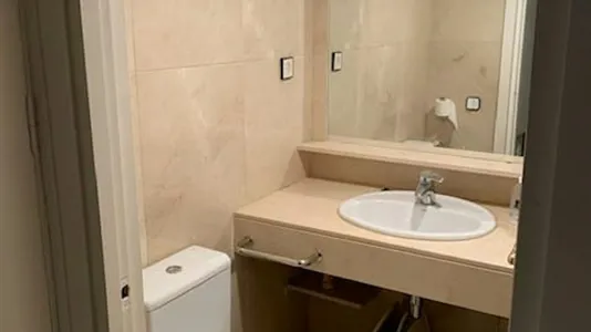 Apartments in Madrid Chamberí - photo 6