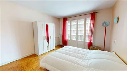 Room for rent in Limoges, Nouvelle-Aquitaine