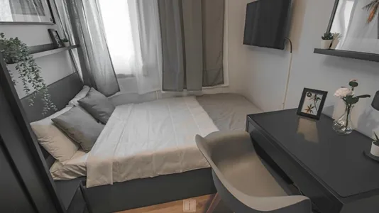 Rooms in Barcelona Sant Martí - photo 4