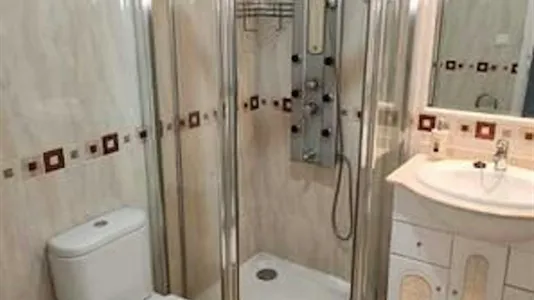 Rooms in Córdoba - photo 3