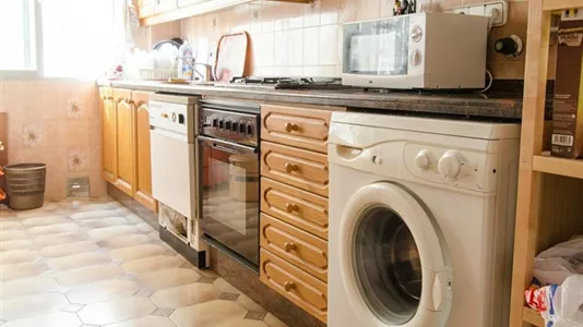 Rooms in Valencia Extramurs - photo 9