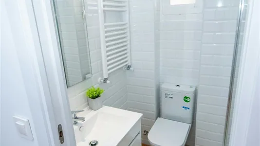 Rooms in Madrid Chamberí - photo 10