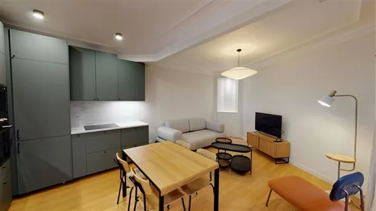Rooms in Paris 18ème arrondissement - Montmartre - photo 3