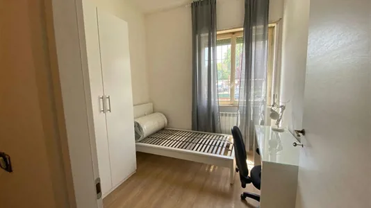 Rooms in Milano Zona 9 - Porta Garibaldi, Niguarda - photo 1