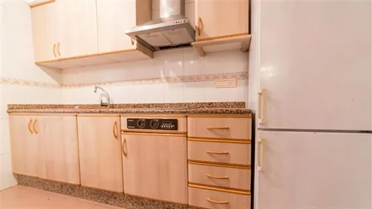 Rooms in Valencia Algirós - photo 8