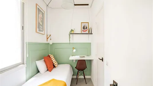 Rooms in Madrid Centro - photo 5