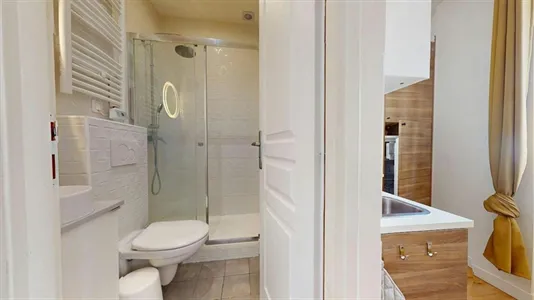 Apartments in Lyon - photo 10