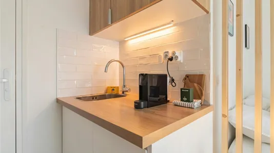 Apartments in Paris 18ème arrondissement - Montmartre - photo 3