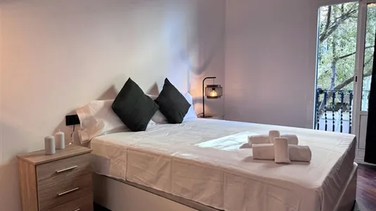 Rooms in Barcelona Eixample - photo 4