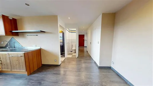 Apartments in Saint-Étienne - photo 4