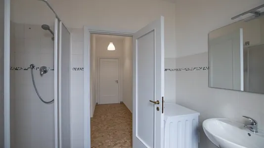 Rooms in Florence - photo 9