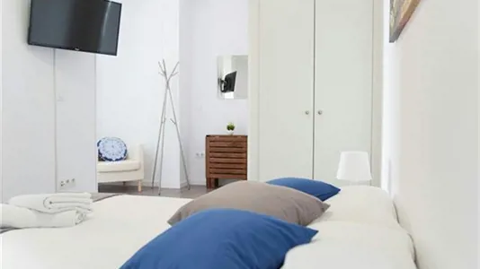 Apartments in Madrid Centro - photo 3