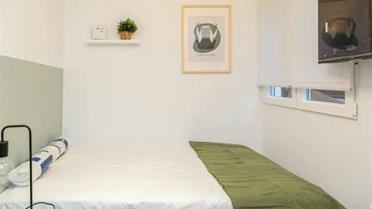 Rooms in Zaragoza - photo 4