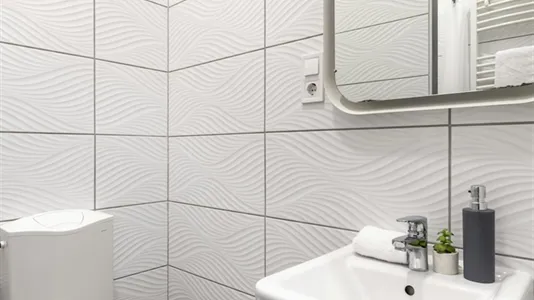 Apartments in Location is not specified - photo 9