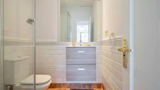 Rooms in Madrid Centro - photo 7