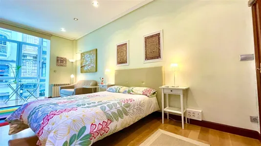 Rooms in Bilbao - photo 10