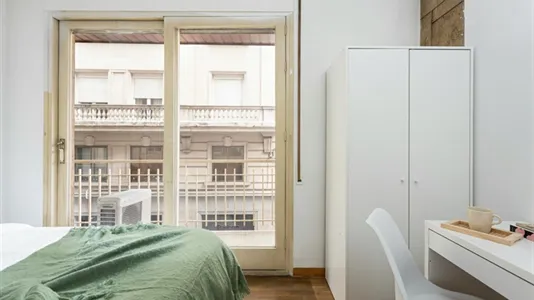 Apartments in Barcelona Sarrià-St. Gervasi - photo 2