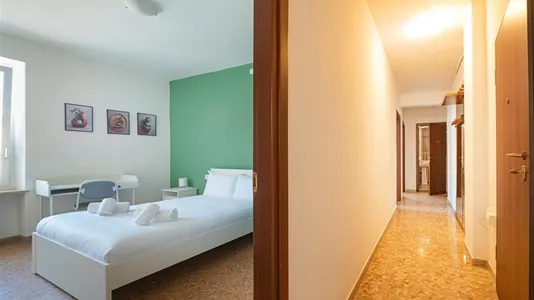 Rooms in Verona - photo 3