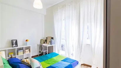 Room for rent in Milano Zona 6 - Barona, Lorenteggio, Milan
