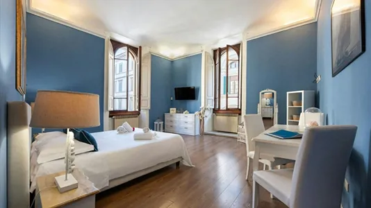 Apartments in Florence - photo 2