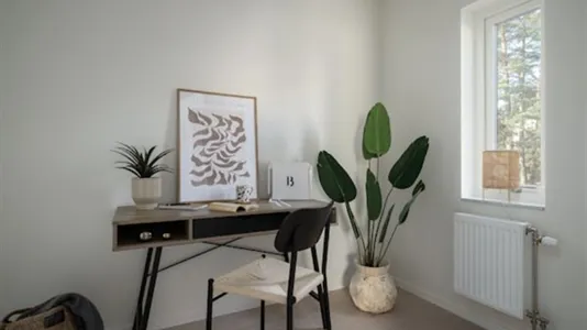 Houses in Nynäshamn - photo 4