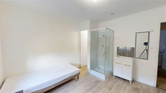 Rooms in Lille - photo 2