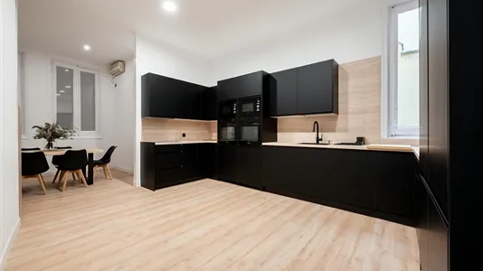 Rooms in Madrid Centro - photo 6